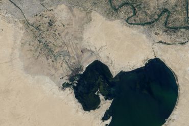 Drought and Lake Habbaniyah, 2018/Photo: Nasa Earth Observatory